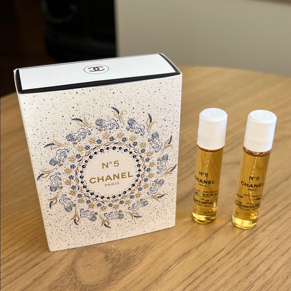 ❌SOLD❌ CHANEL N°5 Purse Spray - Refills Only